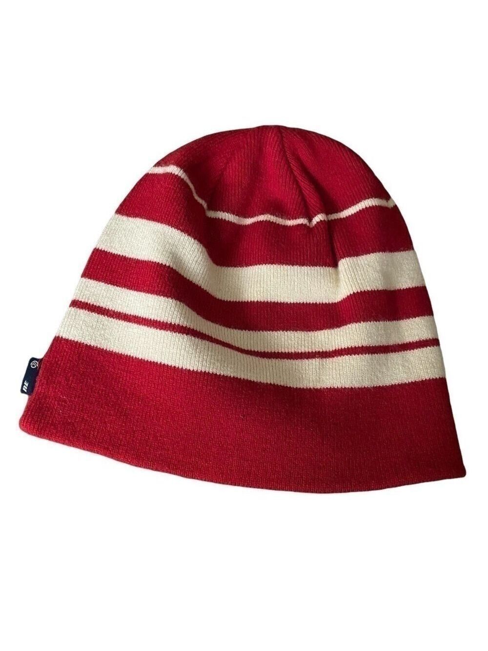 American Eagle reversible knitted hat